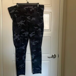 Tierra and Sky High Rise Fitted Plus Leggings- Camo